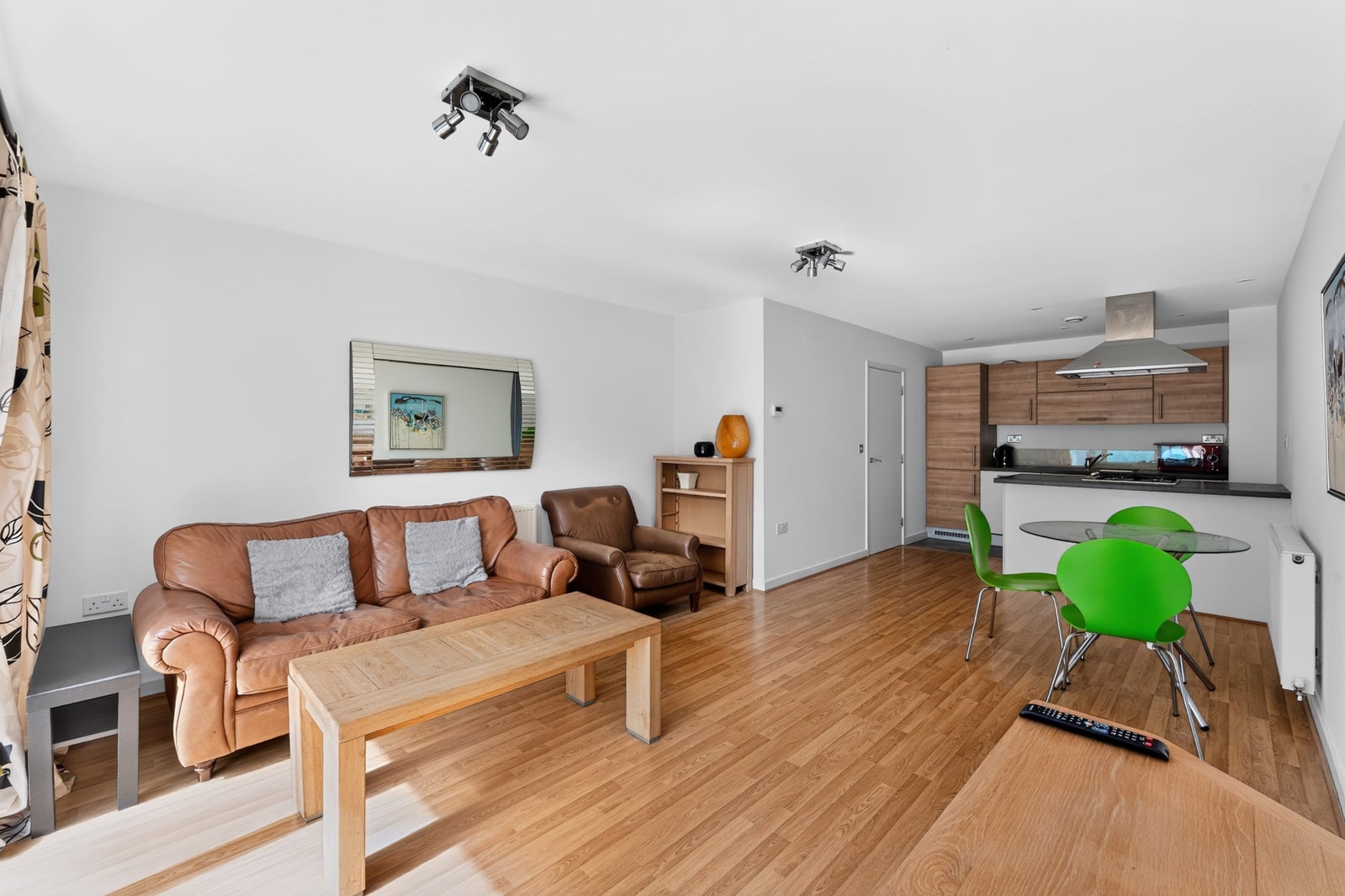 Flat Burdett Road in Greater London