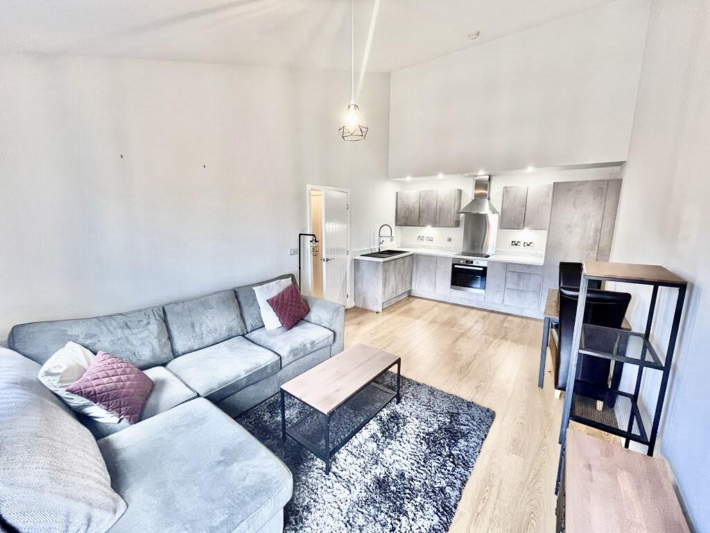 Flat Florence Road in Greater London
