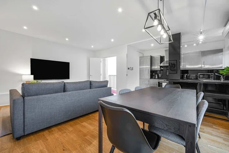 Flat Berners Street in City of Westminster