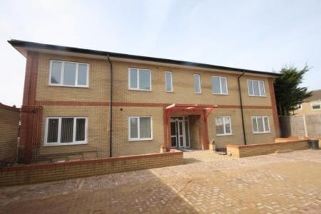 Flat Dunstable Road in Luton