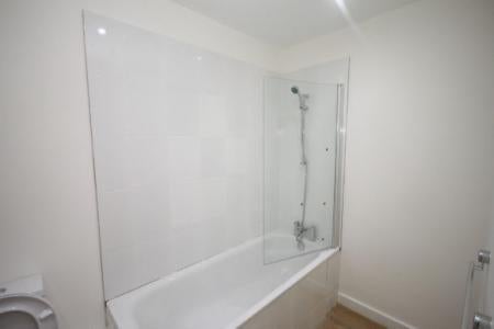Flat Dunstable Road in Luton