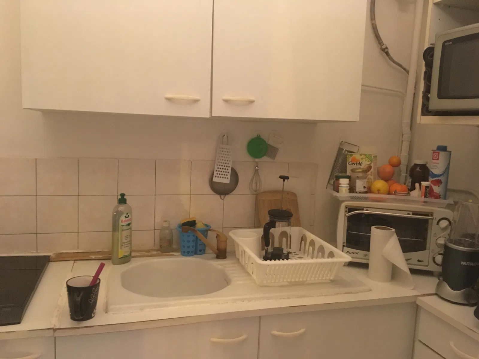 Room Rue de Crimée in Paris