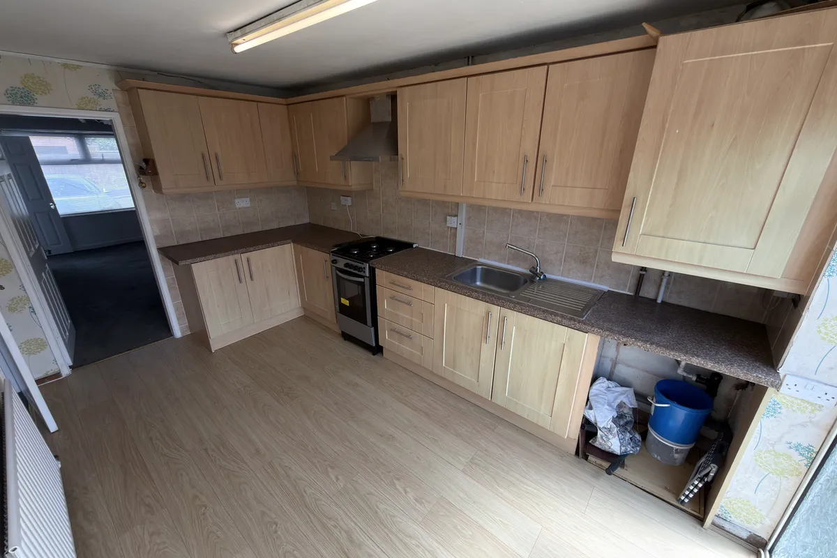 House Macmillan Close in Sandwell