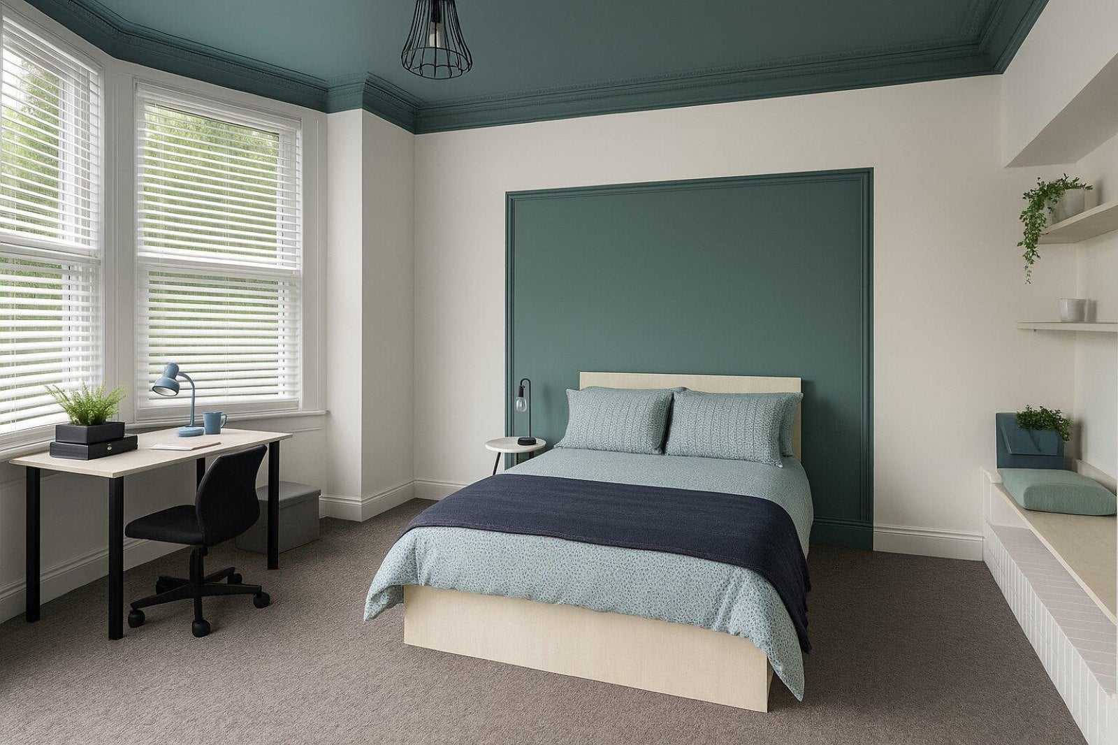 Room Connaught Road in Liverpool