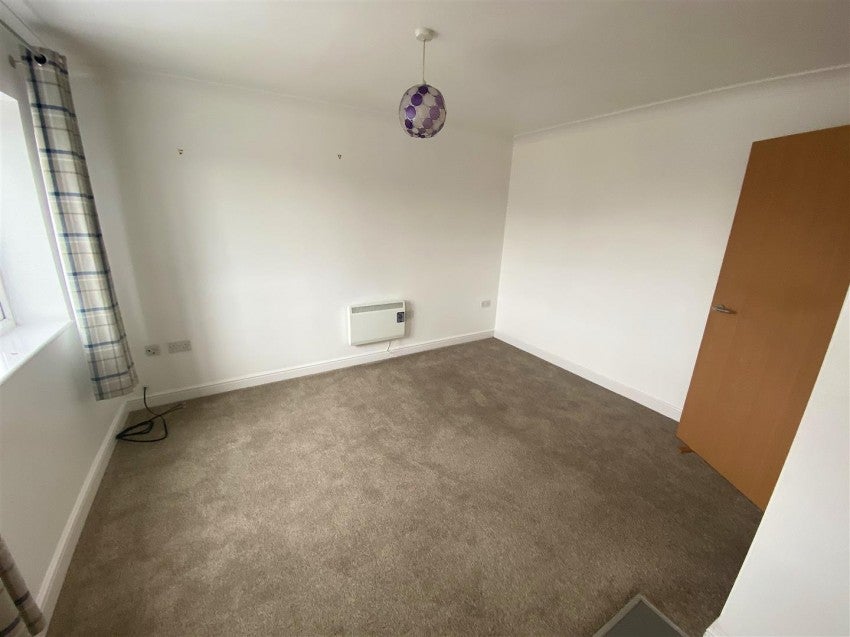 Flat Selby Road in Eggborough