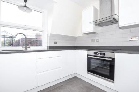 Flat Finchley Road in London
