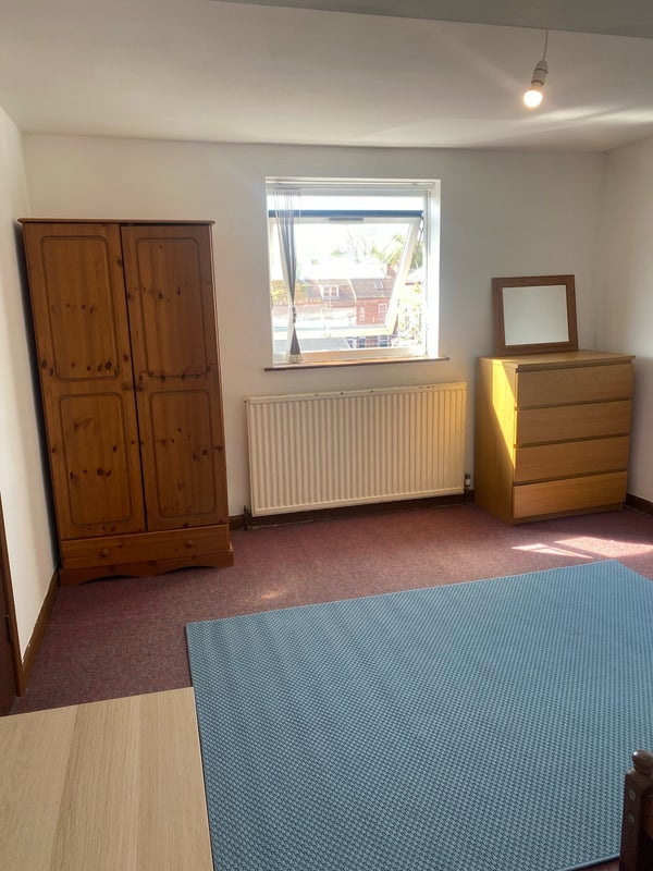 Room Monmouth Street in Sheffield