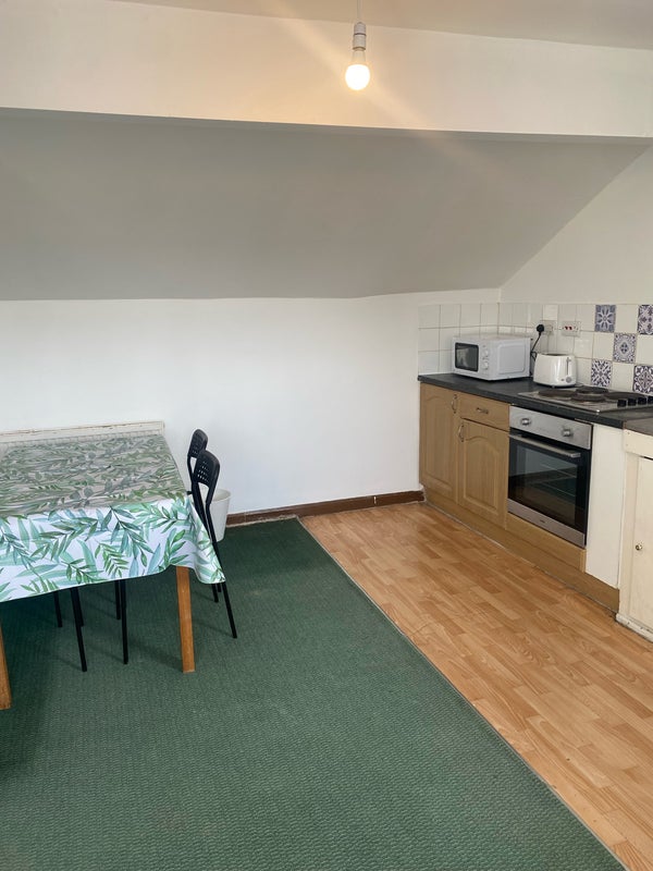 Room Monmouth Street in Sheffield