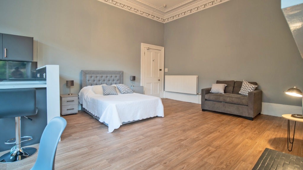 Room Buckingham Terrace in Glasgow