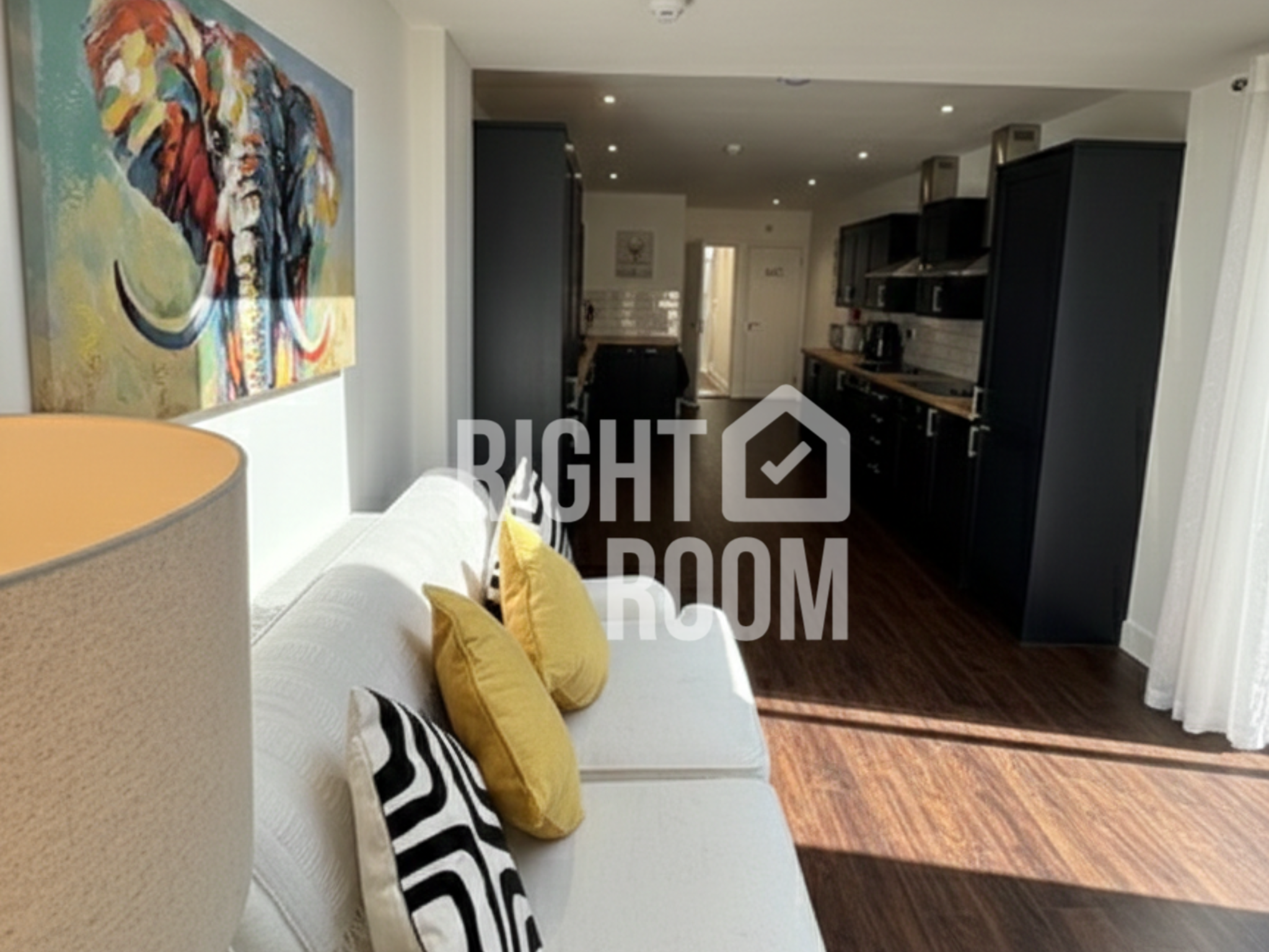 Flat Oriel Road in Portsmouth