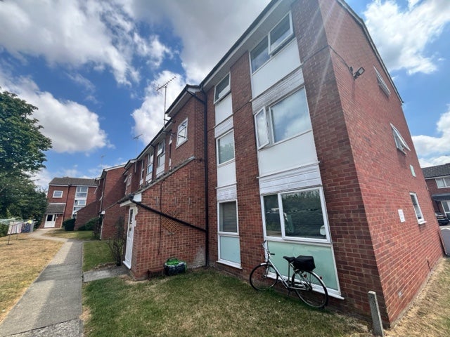 Flat Rembrandt Grove in Chelmsford