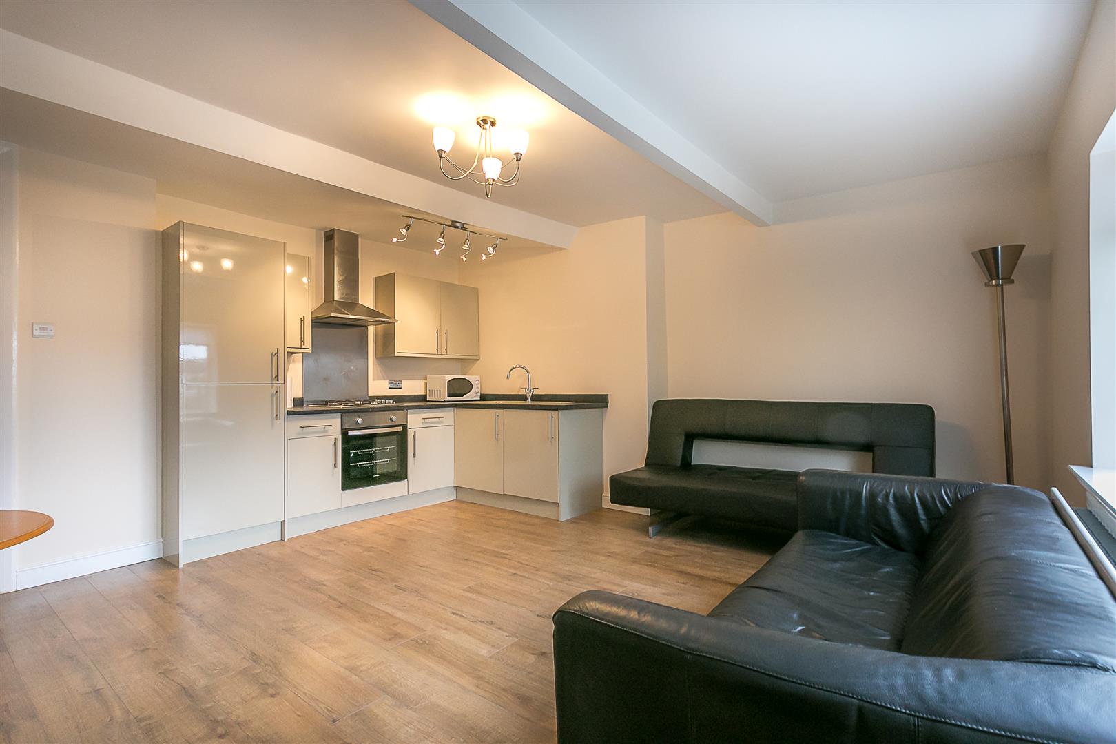 Flat Grosvenor Place in Newcastle upon Tyne