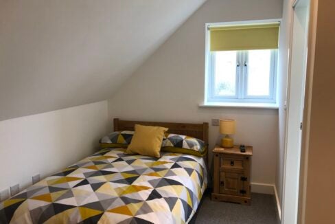 Room Manor Court Road in Nuneaton and Bedworth