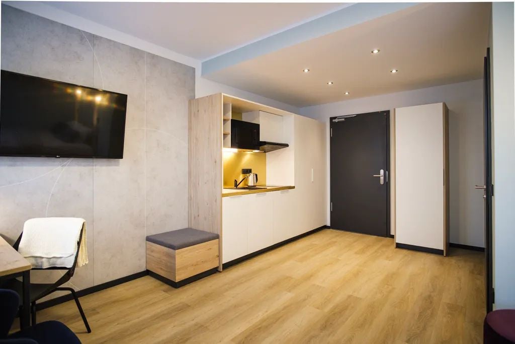Wohnung Pestalozzistraße in Berlin
