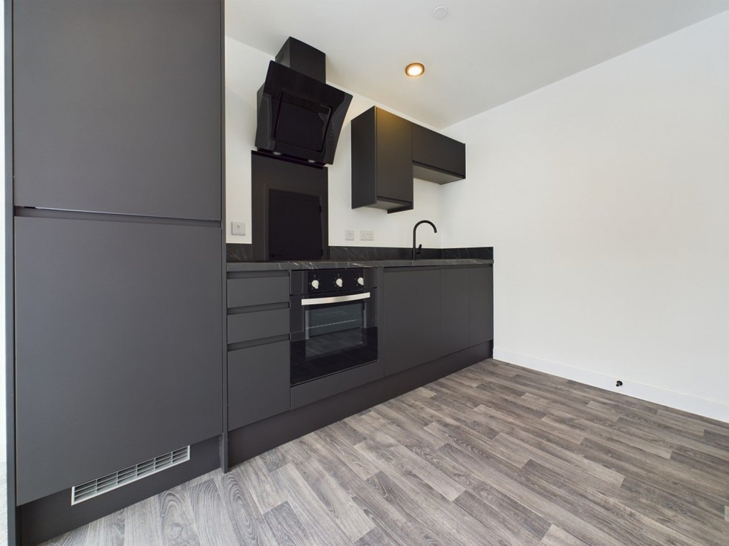 Flat Steeplegate in Chesterfield