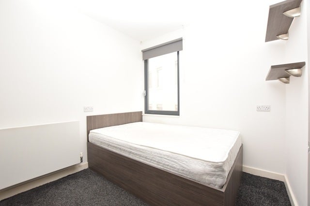 Flat Howard Lane in Sheffield