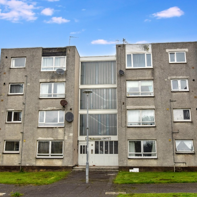 Flat Russell Drive in Ayr