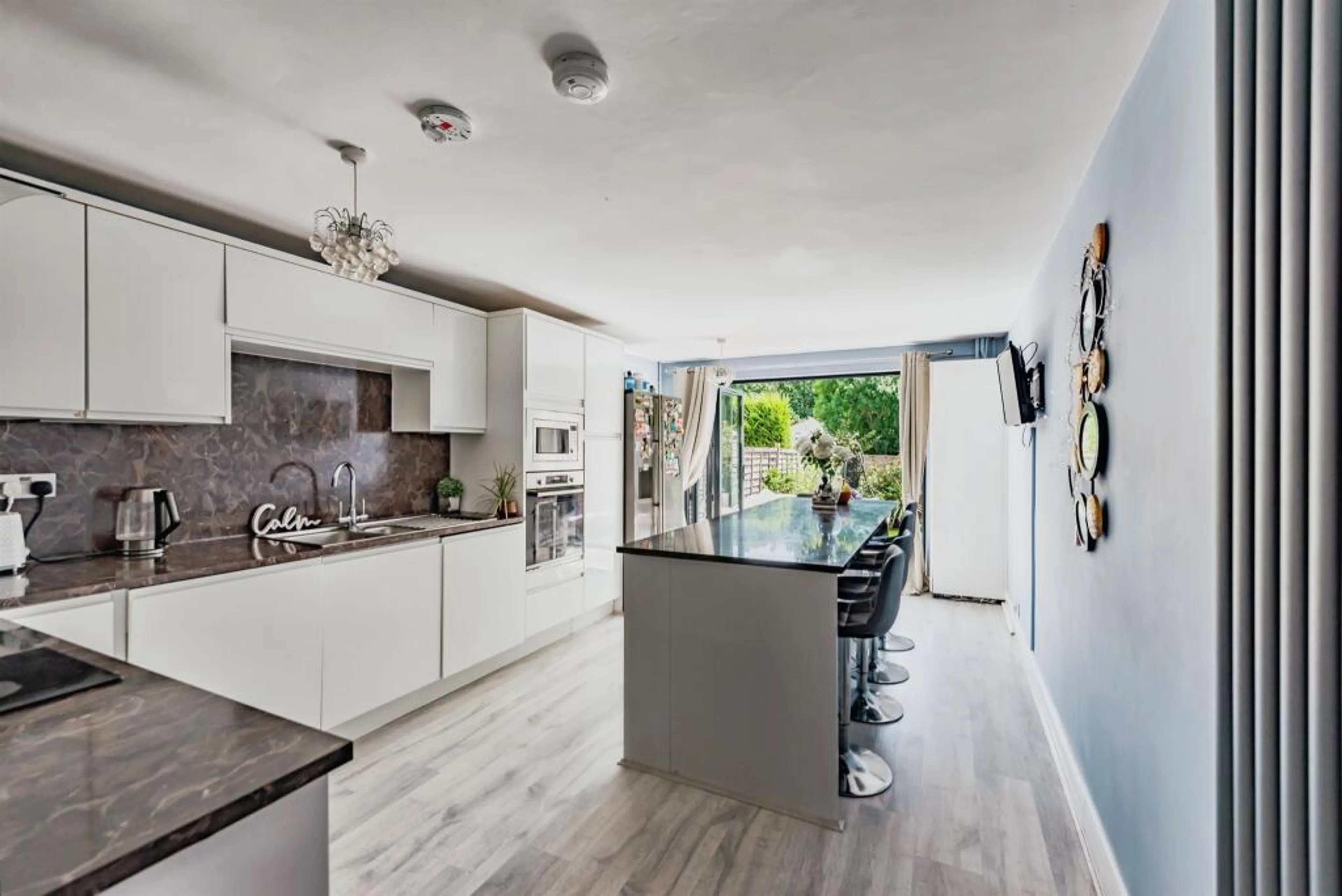 House Sharon Close in Crawley