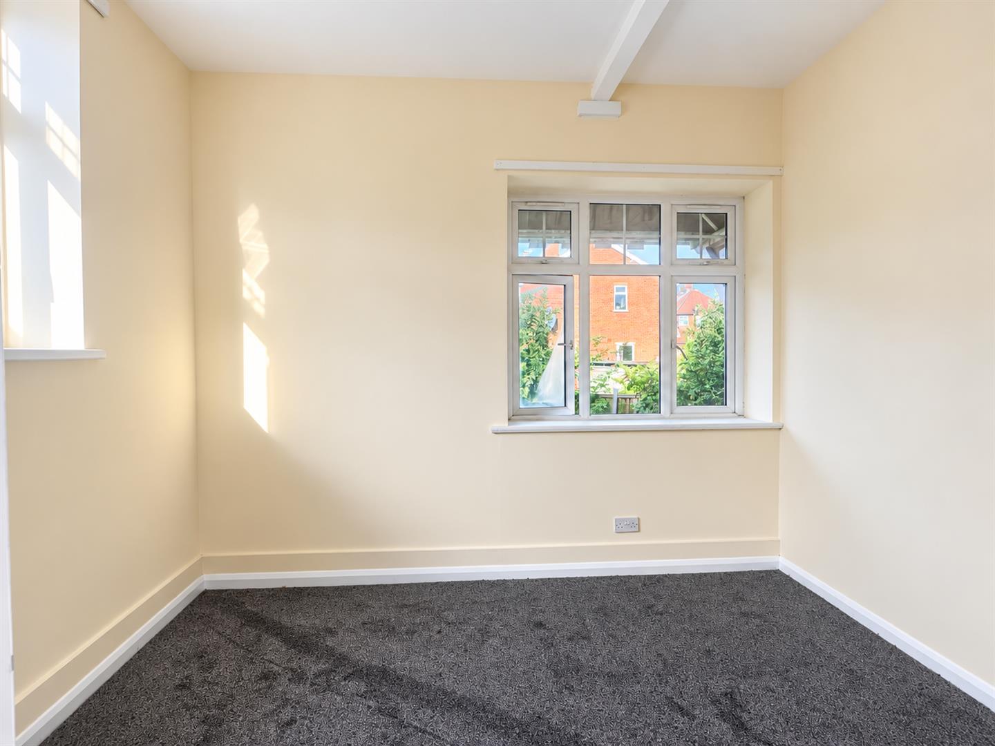 Flat Norman Street in Erewash