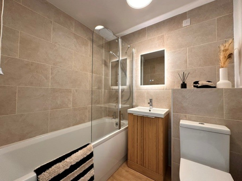 Flat Tamworth Road in York