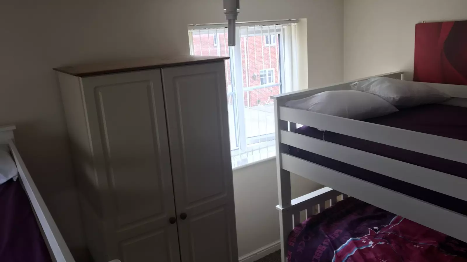 Flat Deepdene Way in Nottingham