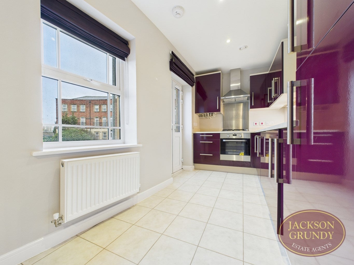 Flat Westwood Way in Northampton