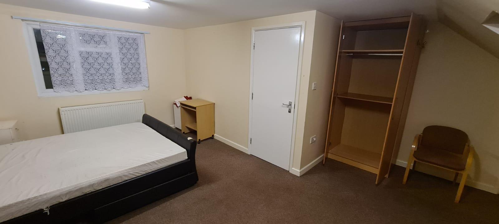 Flat Cranley Drive in Greater London