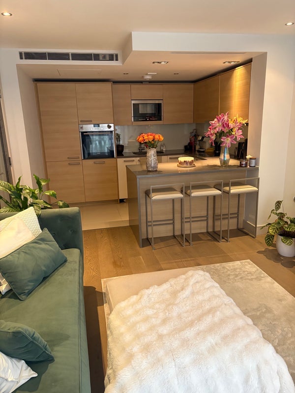 Room Park Street in Greater London