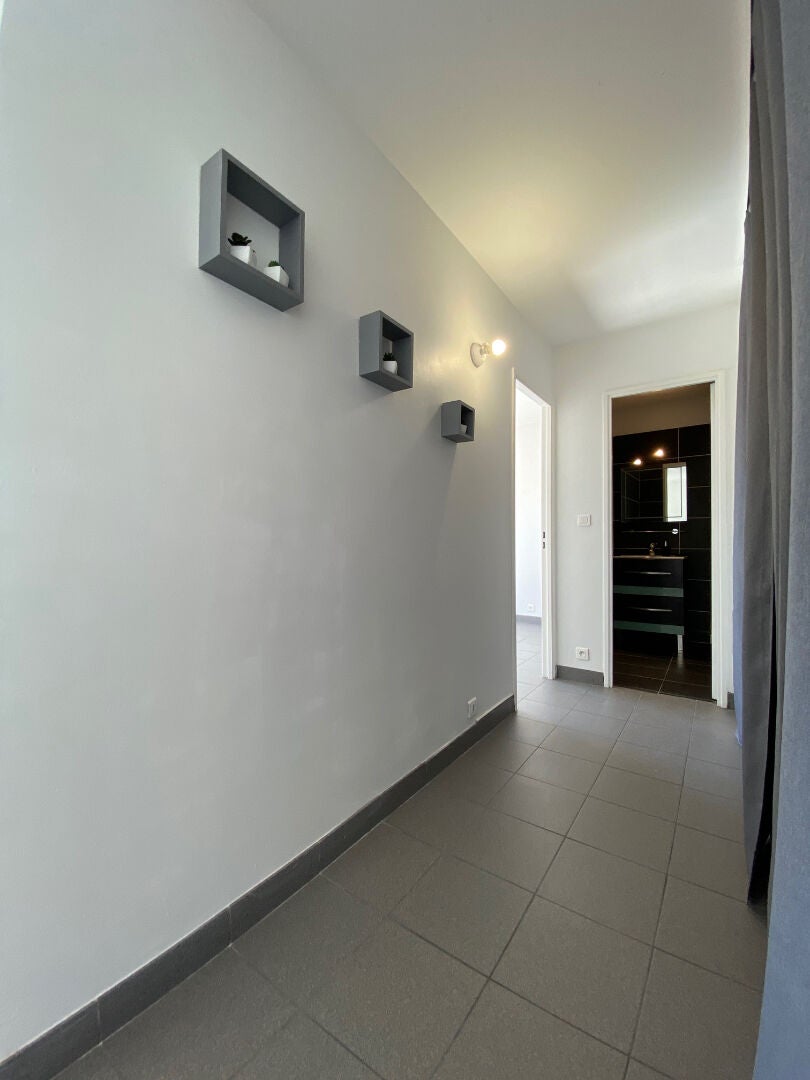 Flat Rue Loubon in Marseille