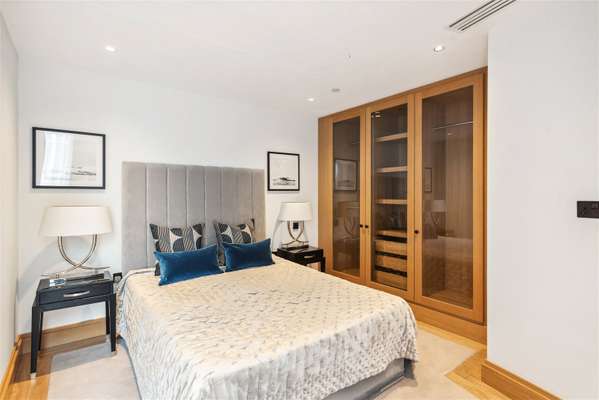 Flat John Islip Street in City of Westminster