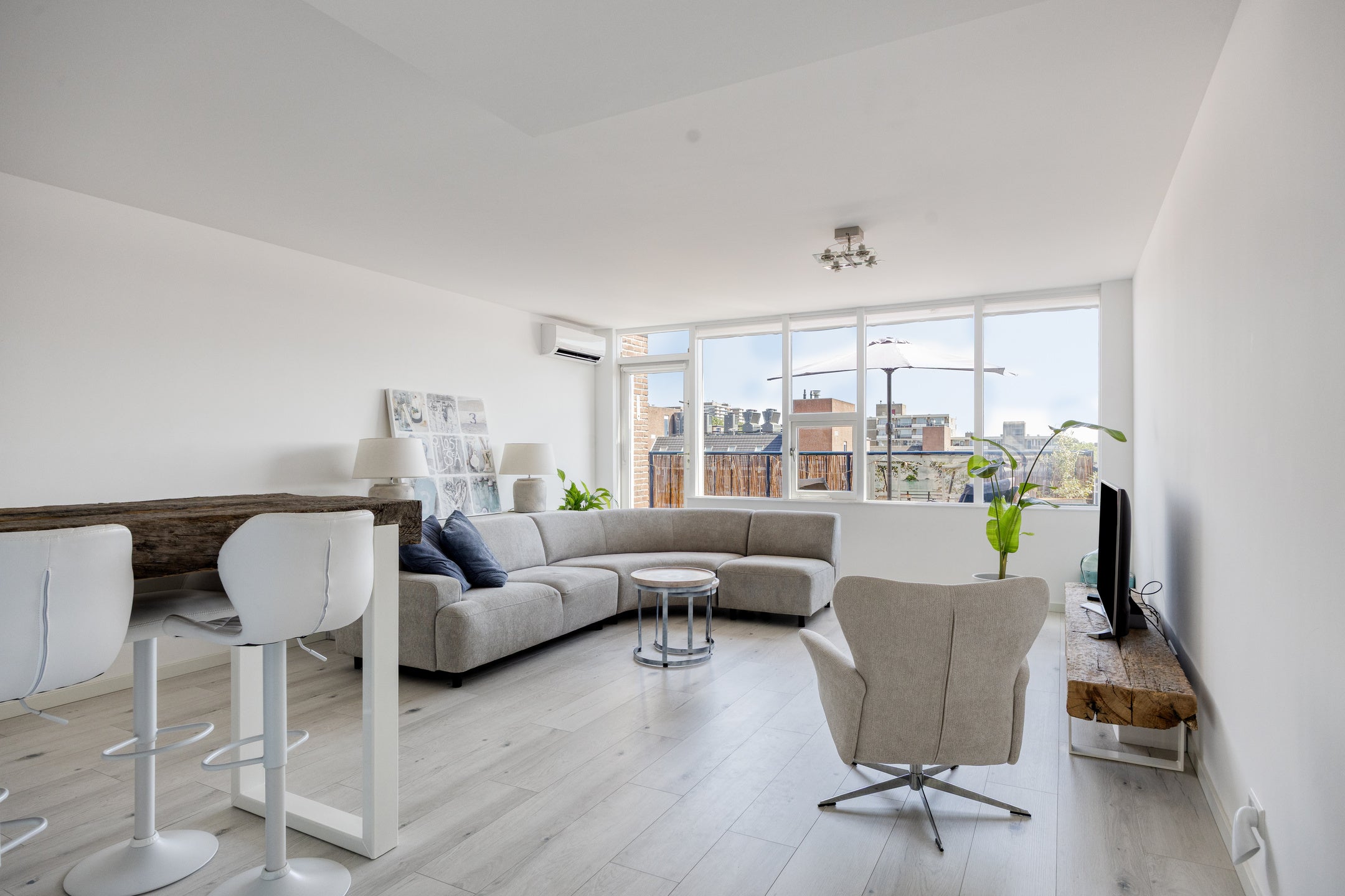 Appartement Sir Winston Churchilllaan 833 A in Rijswijk