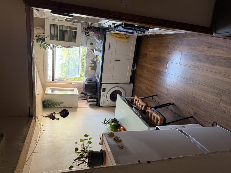 Room Seaford Road in Greater London