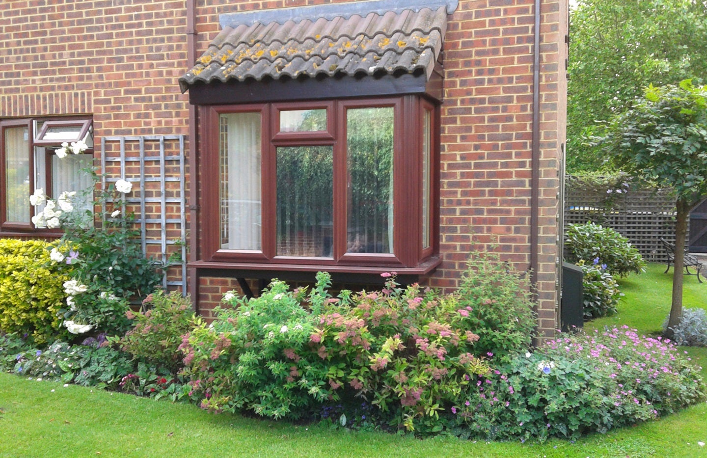 Flat Reeve Court in Guildford