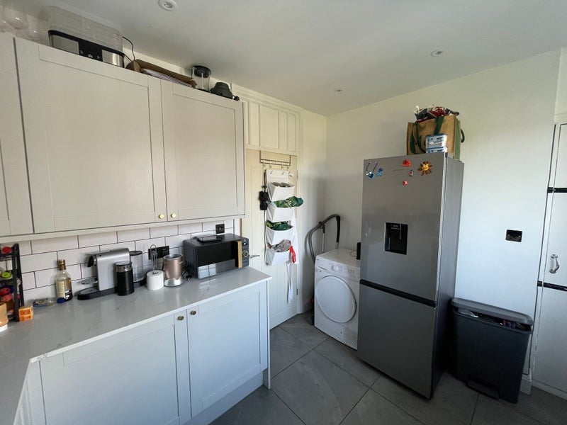 Room Kings Road in Greater London