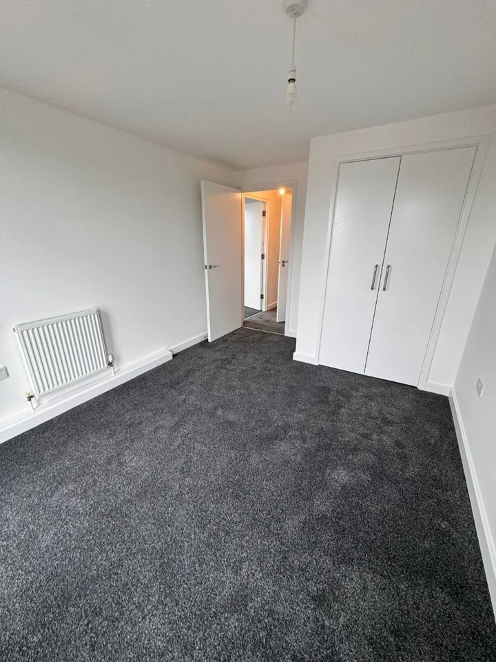 Flat Orford Road in Greater London