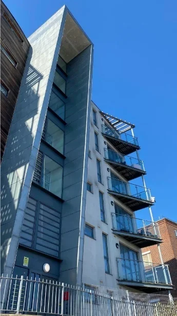 Flat Orford Road in Greater London
