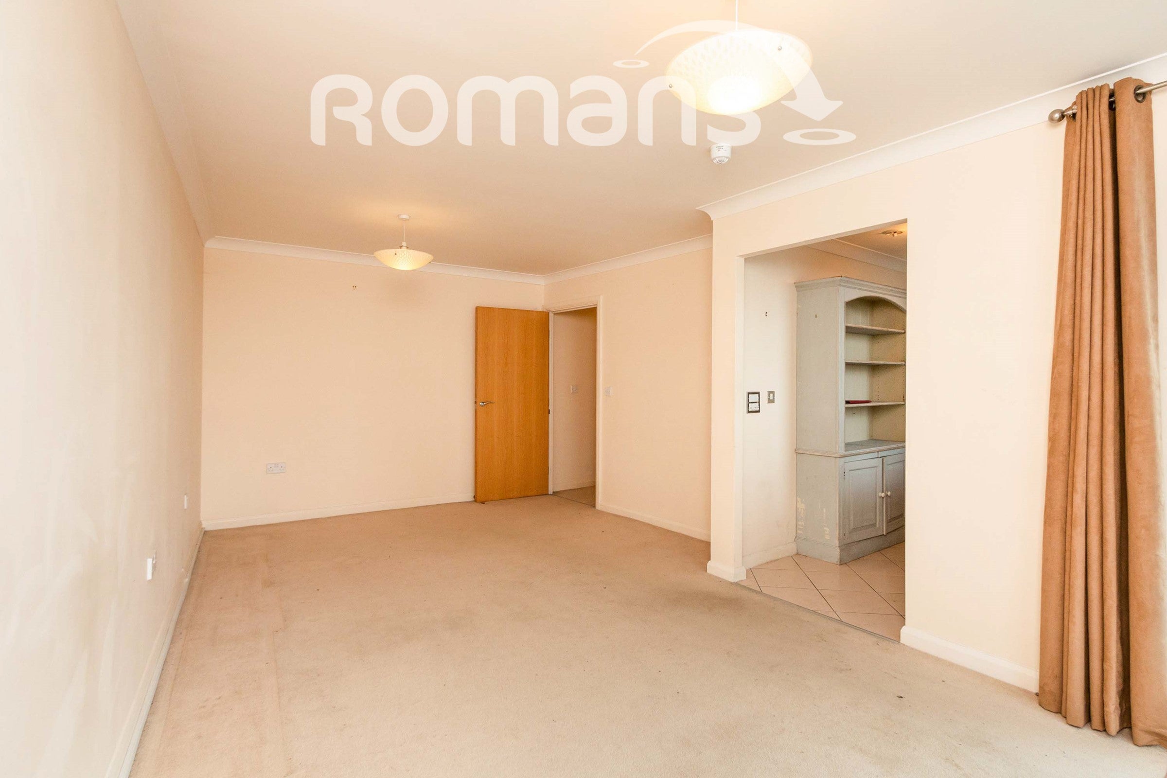 Flat Alençon Link in Basingstoke and Deane