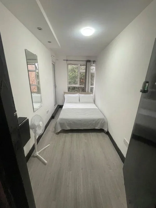 Room Barnardo Gardens in Greater London