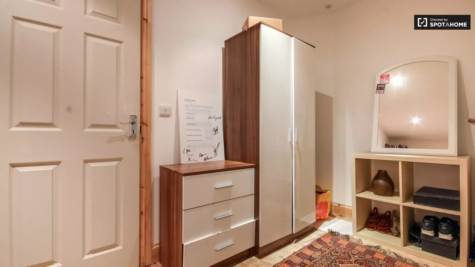 Room Banbury Road in Greater London