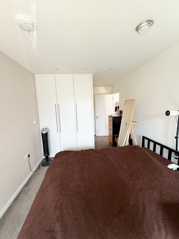 Room Mirabelle Gardens in Greater London