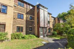 Flat St Paul's Court in Reading