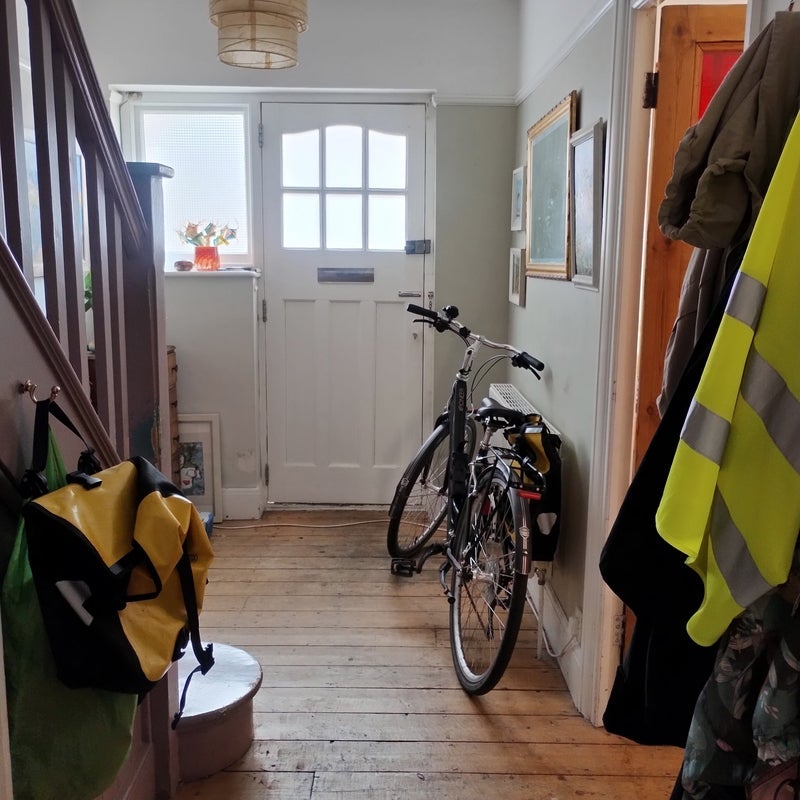 Room Thirsk Road in Greater London