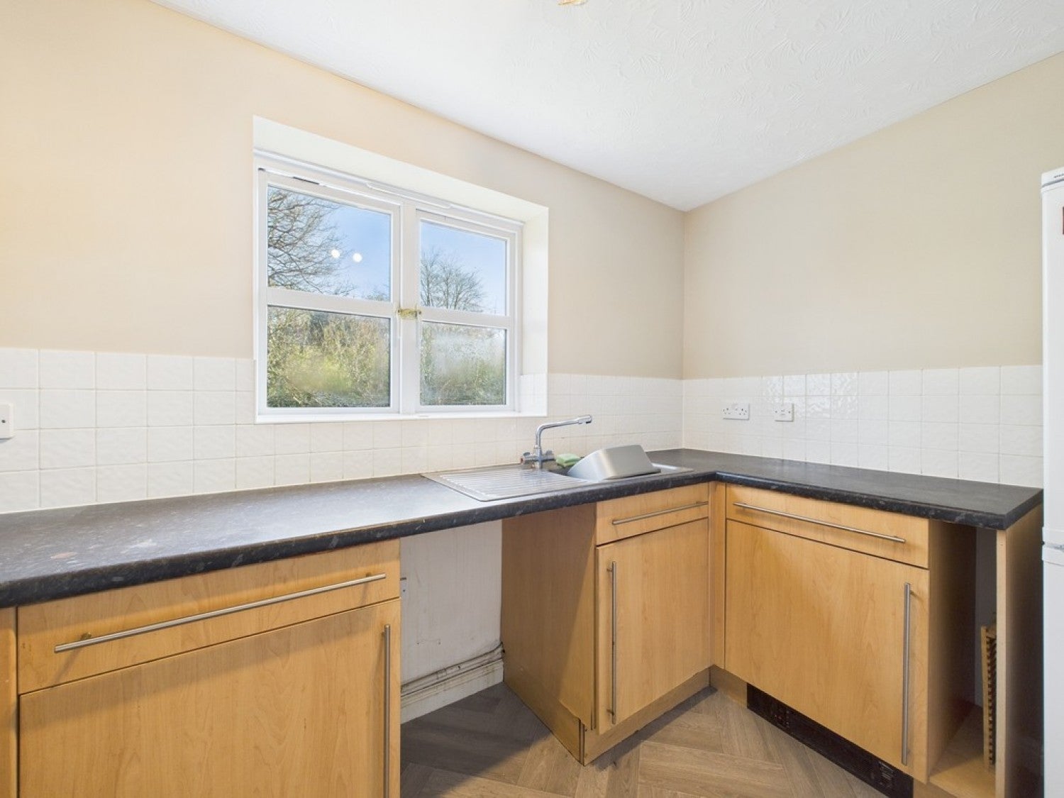 Flat Sylvan Court in Plymouth