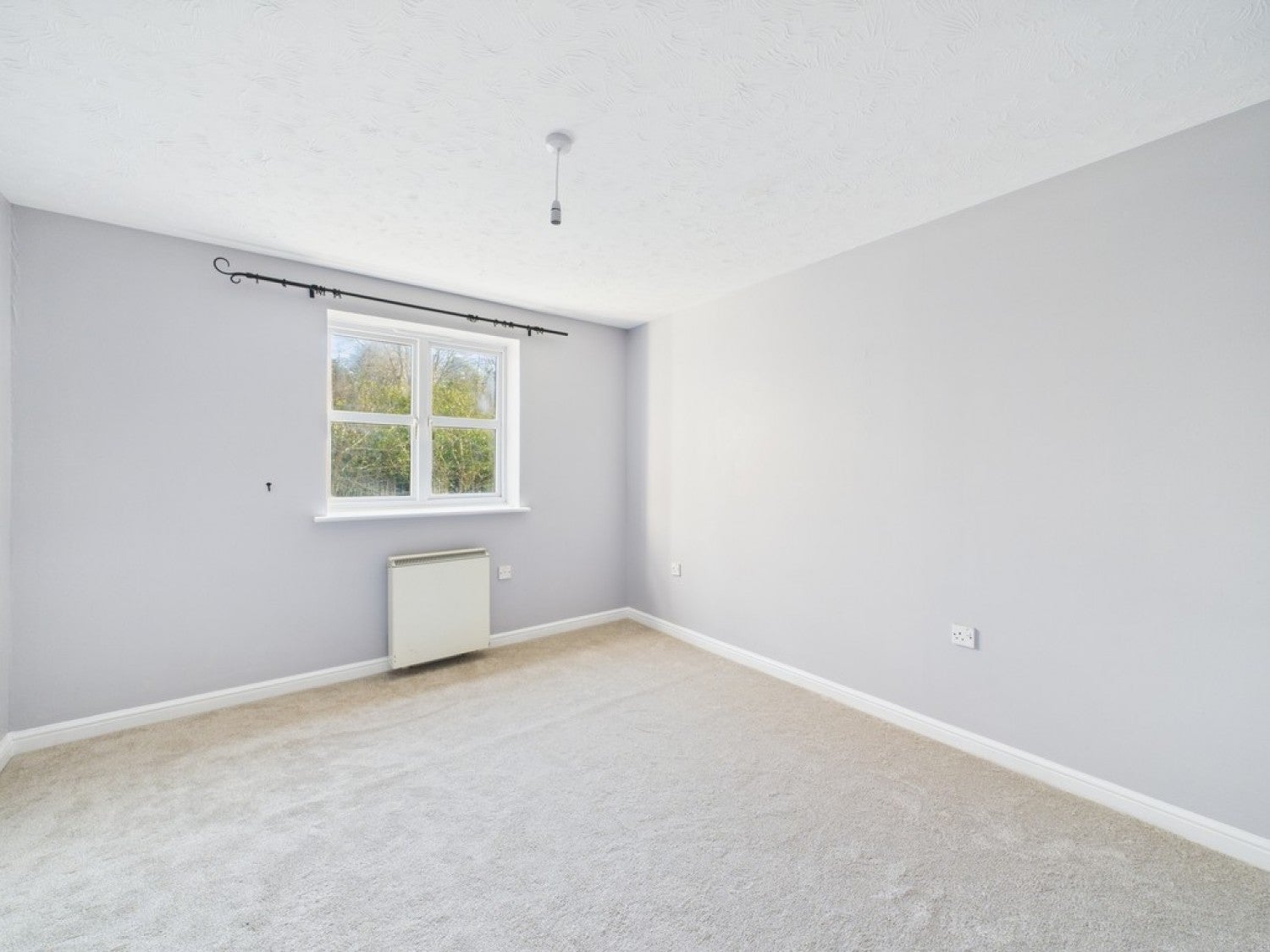 Flat Sylvan Court in Plymouth