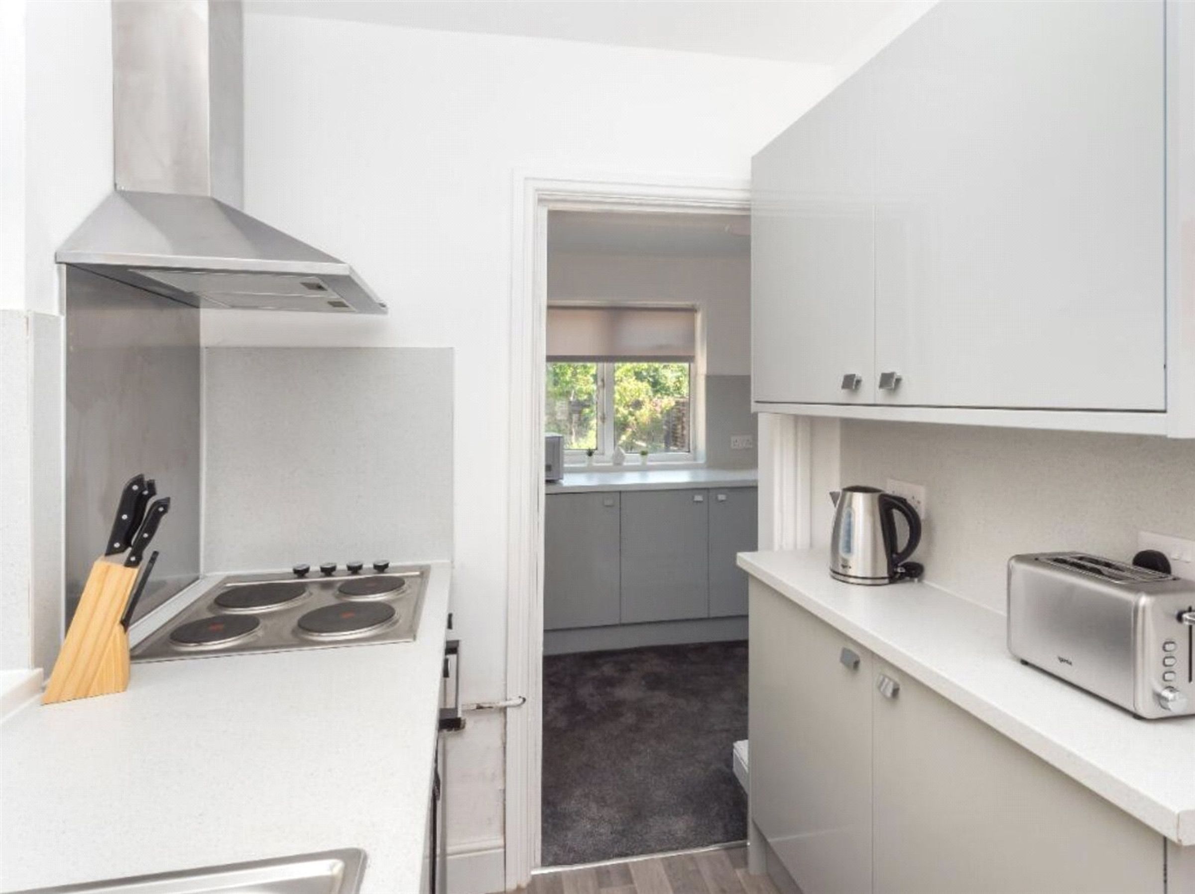 Flat Wades Road in Filton