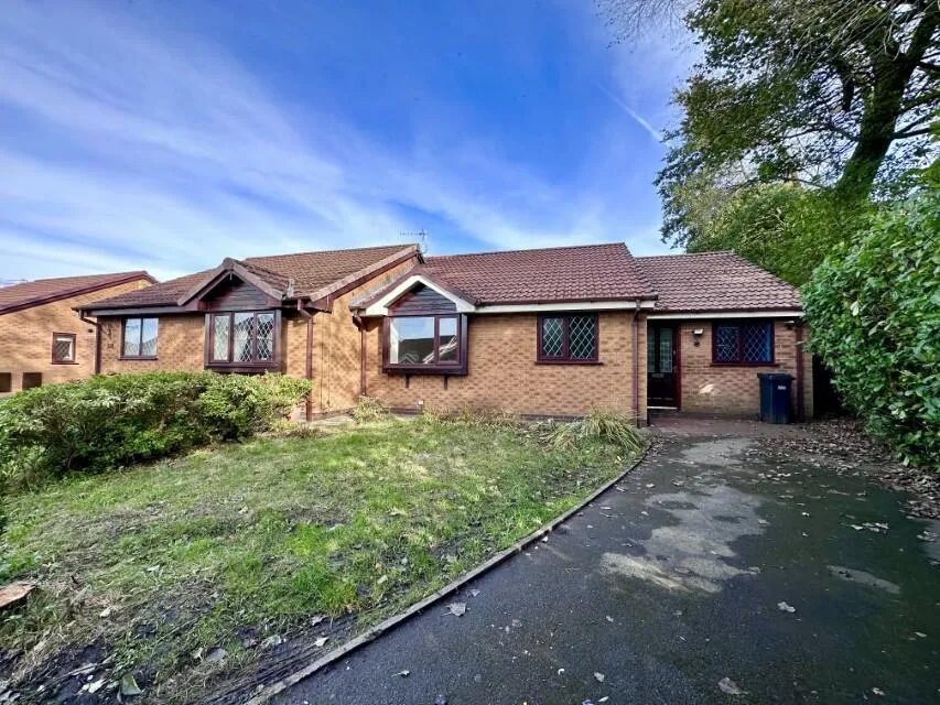 House Kennington Fold in Bolton