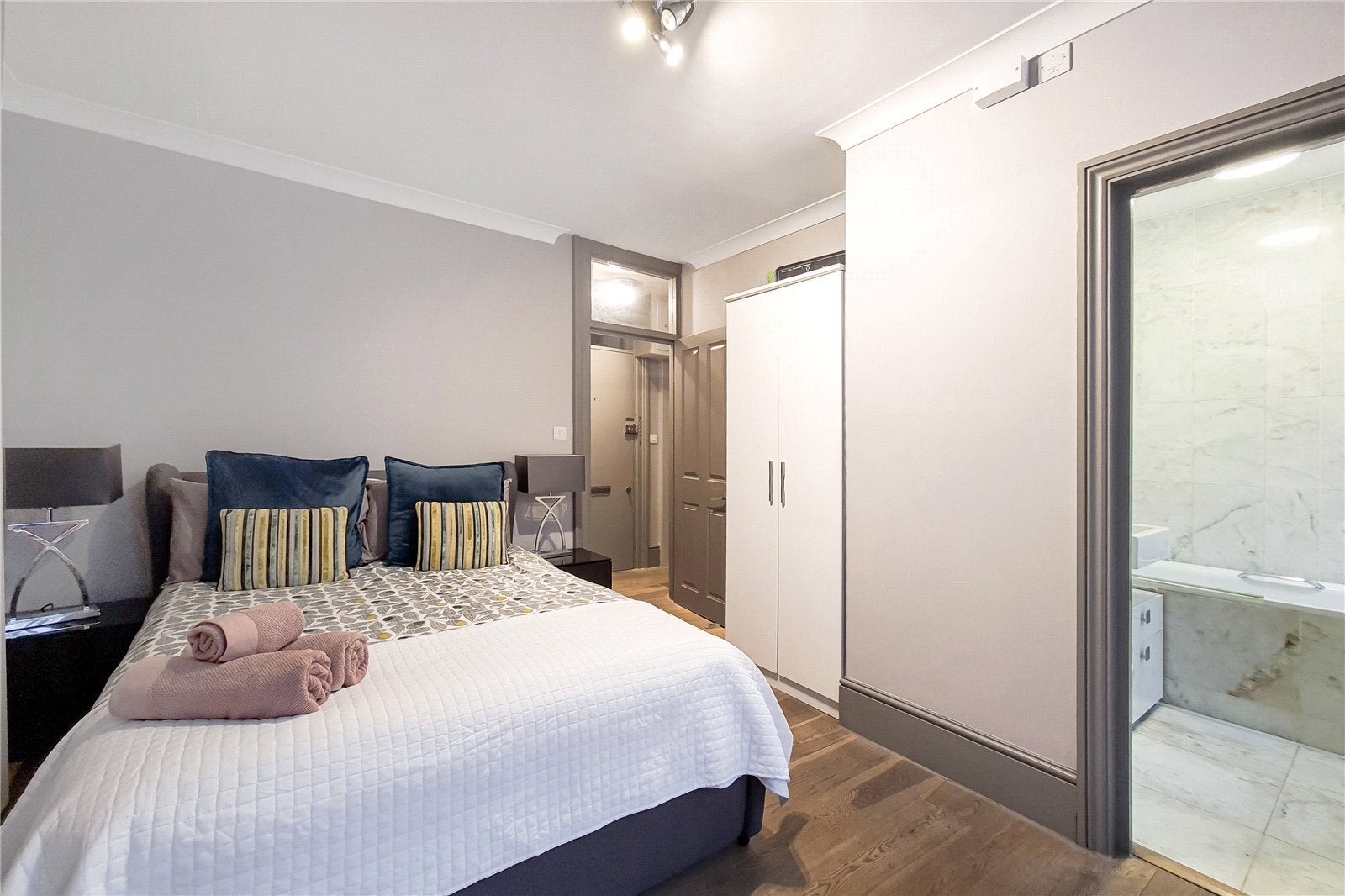 Flat New Cavendish Street in City of Westminster