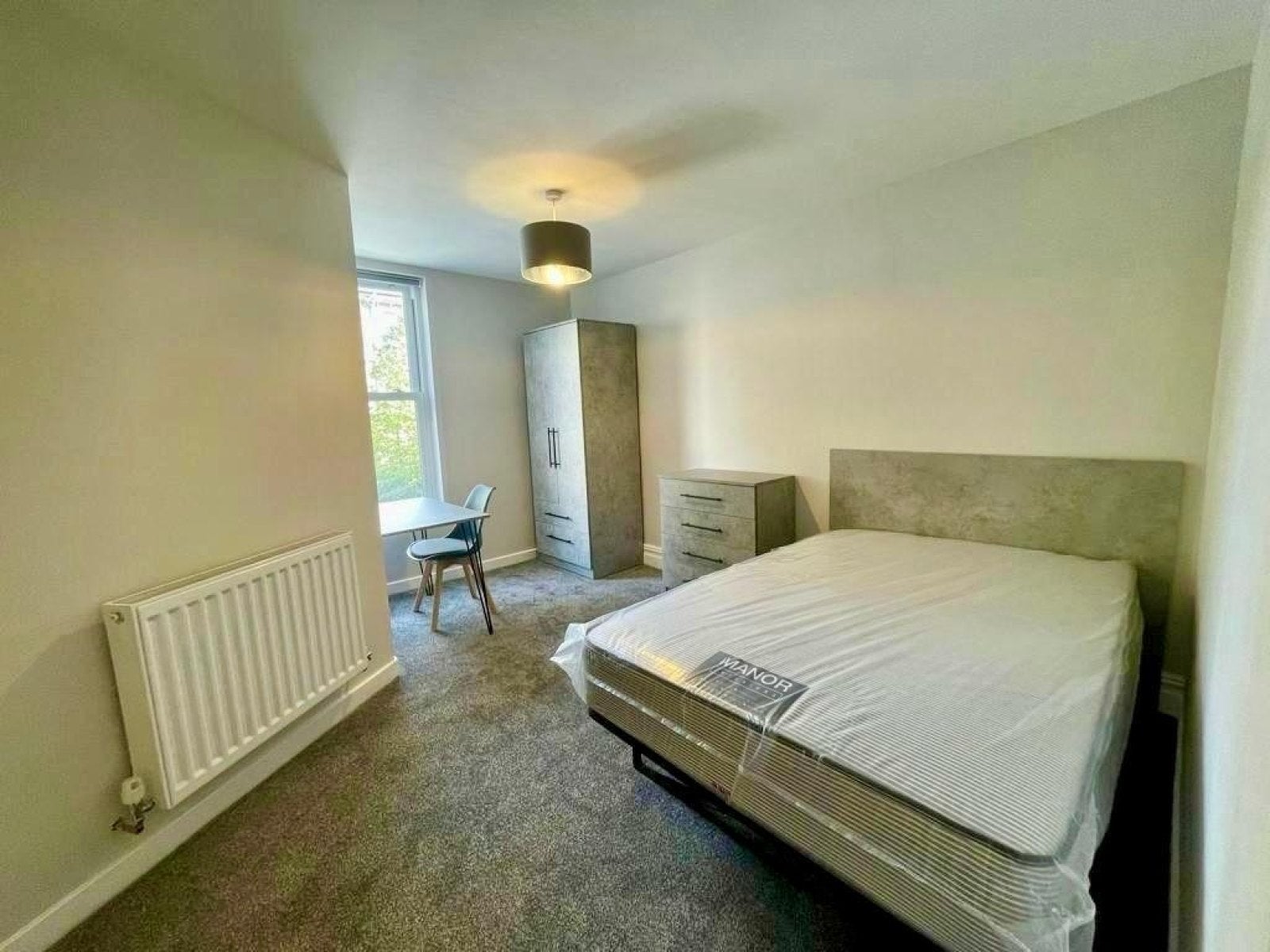 Room Whiteladies Road in Bristol