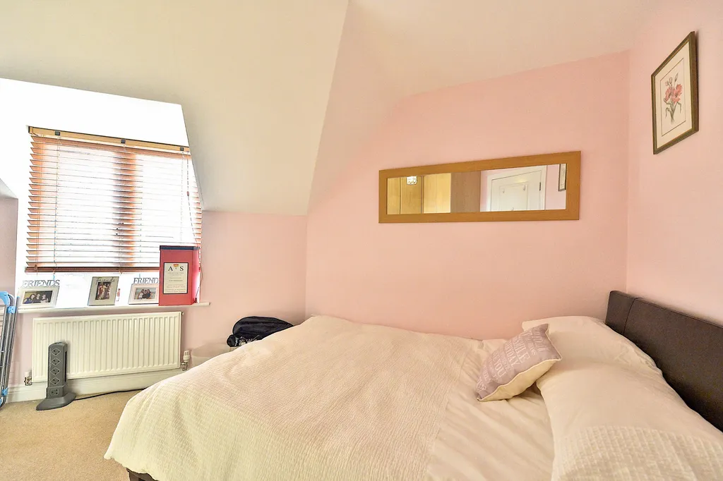 Flat Lavender Hill in Milton Keynes