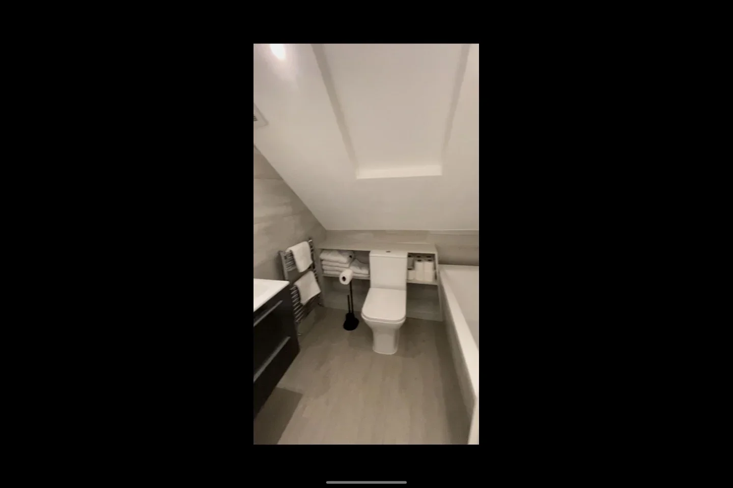 Flat Finchley Road in Greater London